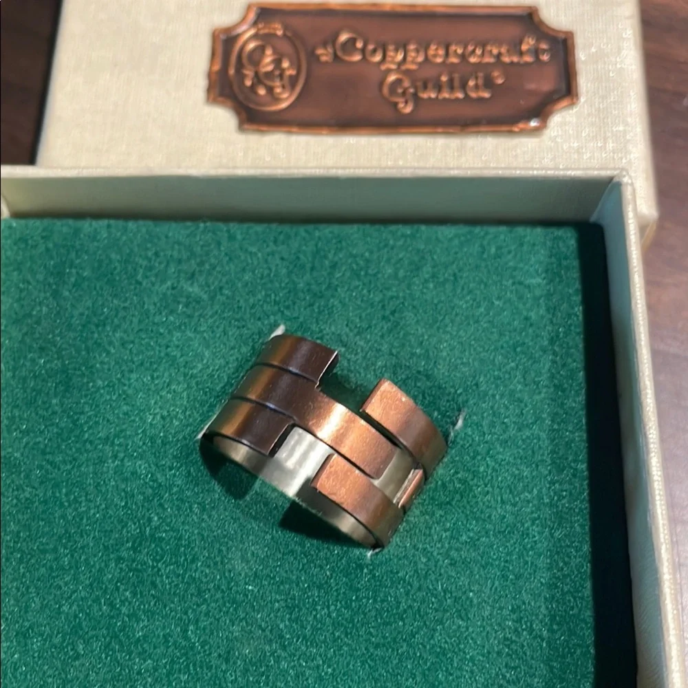 ✨ Copper and Silver Geometric Jewelry Ring